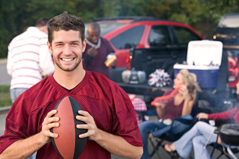 All-Day Comfort: Stay Cozy with These Comfortable Tailgate Attire Ideas!